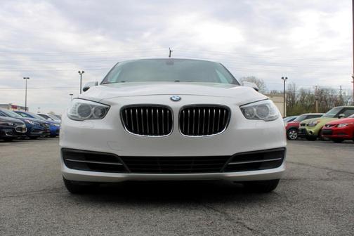 Photo 2 of 35 of 2014 BMW 535 Gran Turismo i