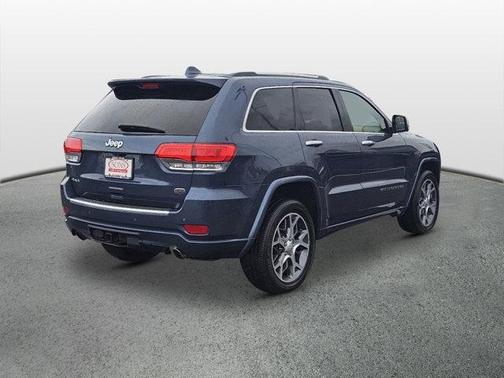 Photo 5 of 25 of 2020 Jeep Grand Cherokee Overland