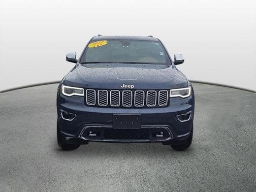 Photo 2 of 25 of 2020 Jeep Grand Cherokee Overland