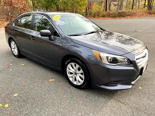 Photo 5 of 32 of 2016 Subaru Legacy 2.5i Premium
