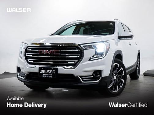 Photo 1 of 28 of 2022 GMC Terrain SLT