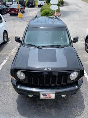 Photo 3 of 10 of 2016 Jeep Patriot Sport