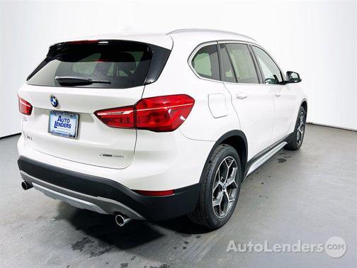 Photo 5 of 29 of 2018 BMW X1 xDrive28i