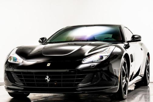 Photo 4 of 35 of 2019 Ferrari GTC4Lusso V12