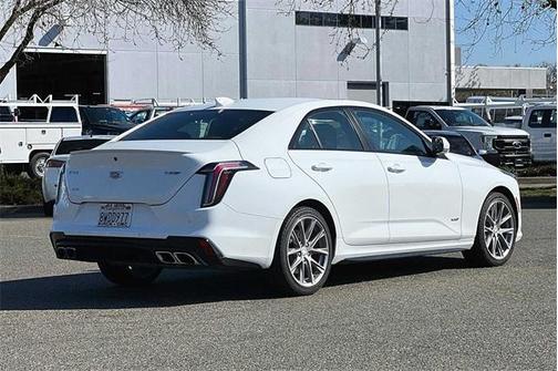 Photo 4 of 54 of 2020 Cadillac CT4 V-Series