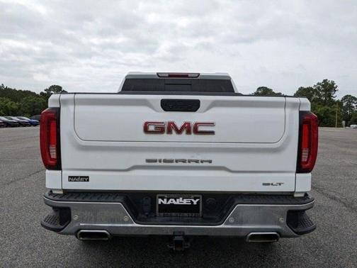 Photo 5 of 36 of 2020 GMC Sierra 1500 SLT