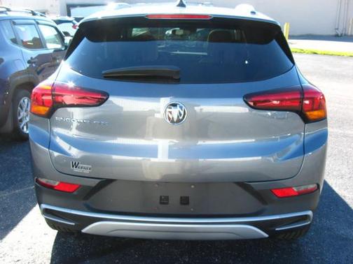 Photo 3 of 23 of 2021 Buick Encore GX Select
