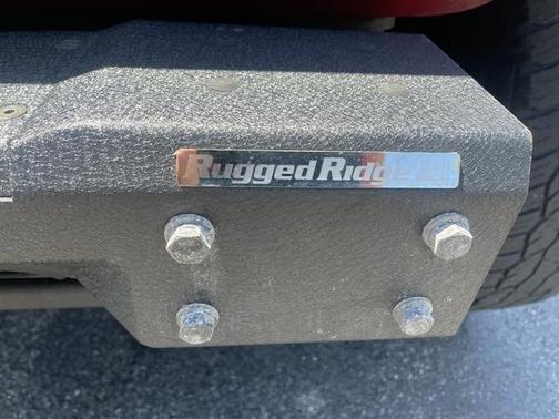 Photo 3 of 40 of 2012 Jeep Wrangler Rubicon