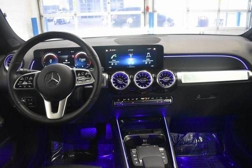 Photo 5 of 30 of 2022 Mercedes-Benz GLB 250 Base 4MATIC