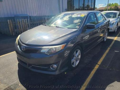 Photo 1 of 13 of 2012 Toyota Camry SE