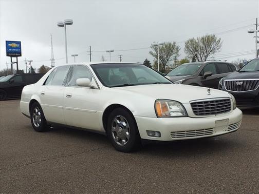 Photo 3 of 24 of 2002 Cadillac DeVille Base