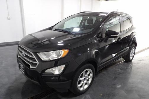 Photo 3 of 22 of 2018 Ford EcoSport SE