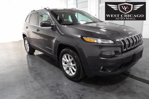 Photo 1 of 27 of 2017 Jeep Cherokee Latitude