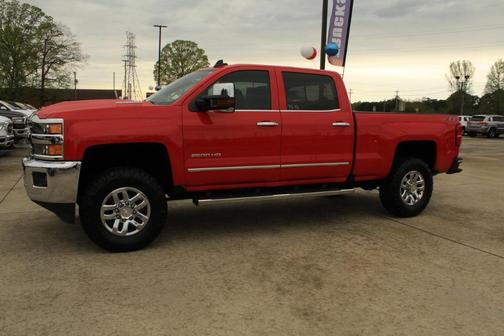 Photo 2 of 33 of 2018 Chevrolet Silverado 2500 LTZ