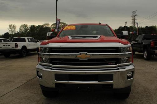 Photo 3 of 33 of 2018 Chevrolet Silverado 2500 LTZ
