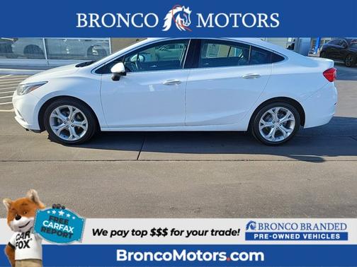 Photo 1 of 34 of 2017 Chevrolet Cruze Premier