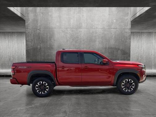 Photo 5 of 26 of 2022 Nissan Frontier PRO-4X