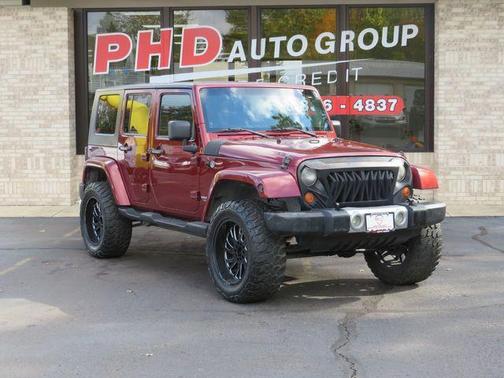 Photo 1 of 21 of 2008 Jeep Wrangler Unlimited Sahara