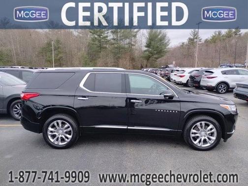 Photo 2 of 27 of 2021 Chevrolet Traverse High Country