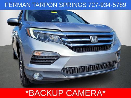 Photo 4 of 34 of 2016 Honda Pilot Elite