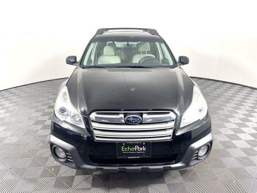 Photo 2 of 28 of 2013 Subaru Outback 2.5i Premium