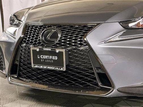 Photo 4 of 34 of 2020 Lexus IS 350 Base