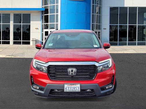 Photo 2 of 3 of 2023 Honda Ridgeline