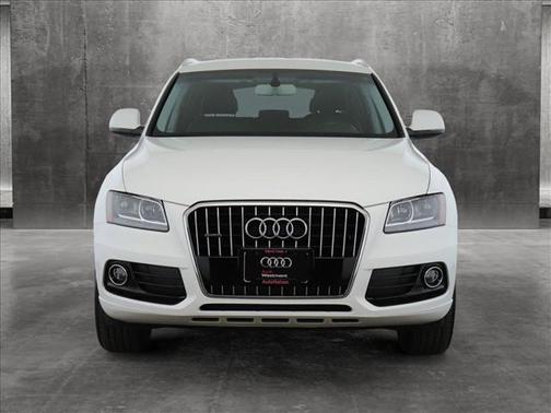 Photo 2 of 23 of 2013 Audi Q5 2.0T Premium