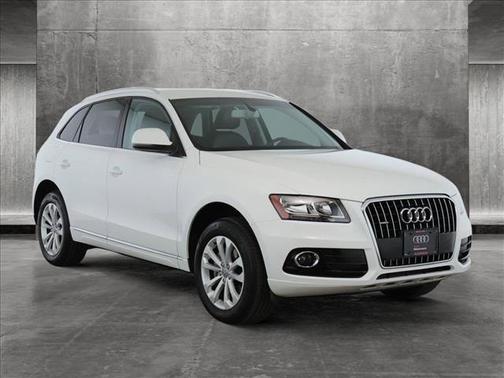 Photo 3 of 23 of 2013 Audi Q5 2.0T Premium