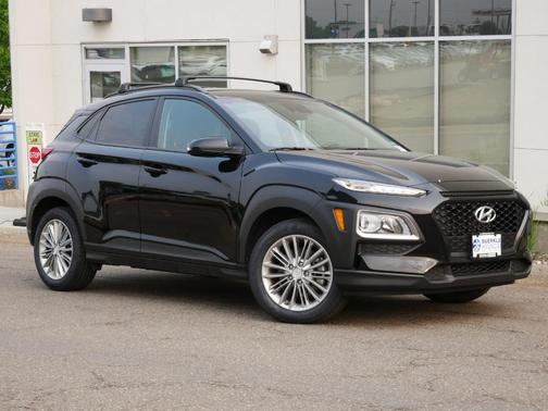 Photo 1 of 21 of 2021 Hyundai Kona SEL