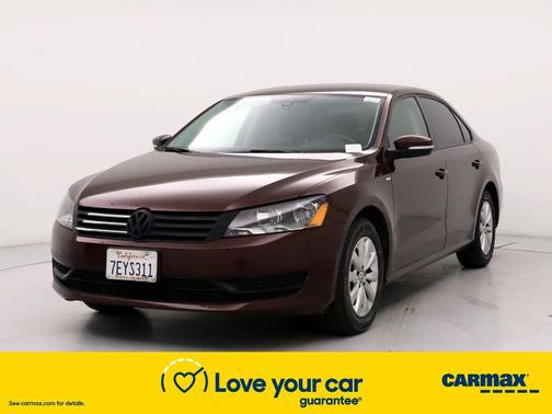 Photo 4 of 24 of 2014 Volkswagen Passat Auto Wolfsburg Ed