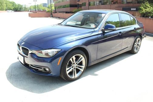 Photo 1 of 29 of 2017 BMW 330 i xDrive