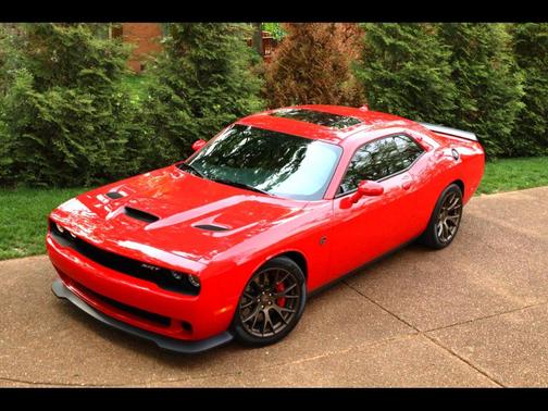 Photo 4 of 58 of 2017 Dodge Challenger SRT Hellcat