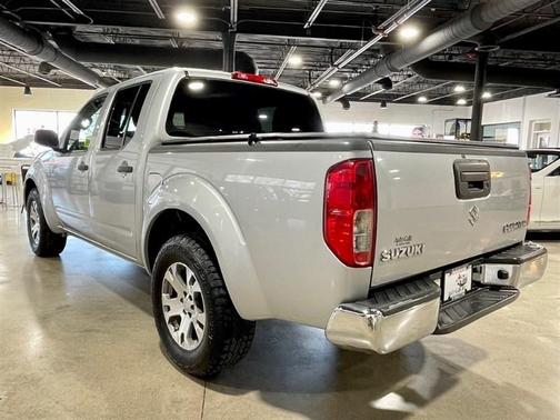 Photo 3 of 19 of 2012 Suzuki Equator Sport