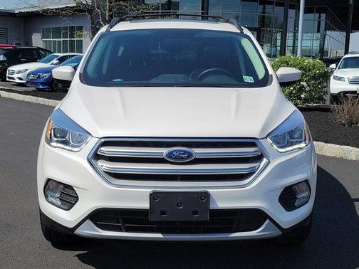 Photo 2 of 30 of 2018 Ford Escape SEL