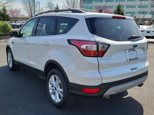 Photo 4 of 30 of 2018 Ford Escape SEL