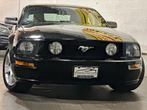 Photo 3 of 80 of 2006 Ford Mustang GT Premium