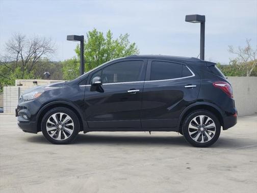 Photo 4 of 33 of 2018 Buick Encore Preferred II