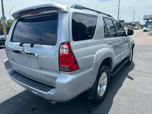 Photo 4 of 13 of 2009 Toyota 4Runner SR5