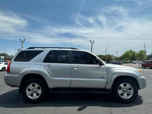 Photo 3 of 13 of 2009 Toyota 4Runner SR5