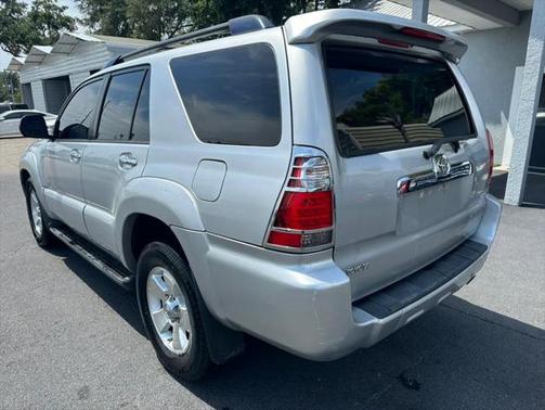 Photo 5 of 13 of 2009 Toyota 4Runner SR5