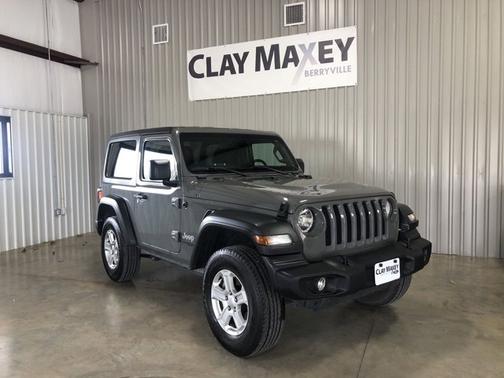 Photo 1 of 21 of 2020 Jeep Wrangler Sport S
