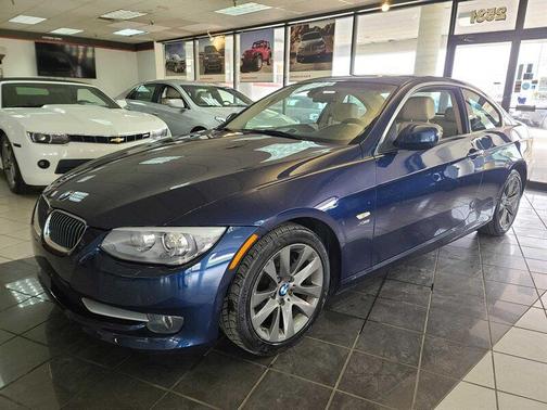 Photo 2 of 33 of 2013 BMW 328 i xDrive