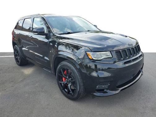 Photo 3 of 29 of 2018 Jeep Grand Cherokee SRT