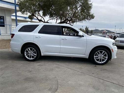 Photo 4 of 31 of 2021 Dodge Durango GT