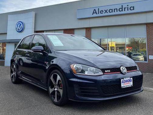 Photo 1 of 26 of 2017 Volkswagen Golf GTI S 4-Door
