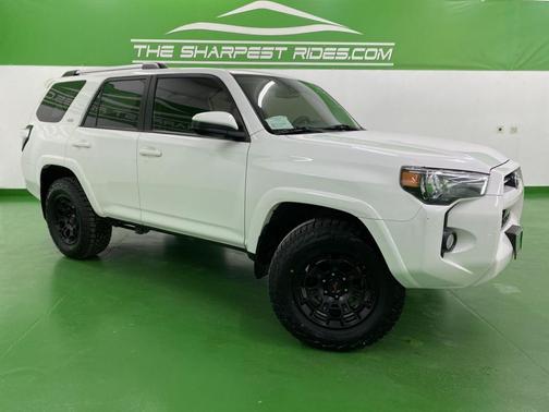 Photo 1 of 23 of 2020 Toyota 4Runner SR5