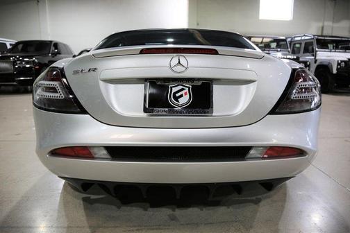 Photo 5 of 30 of 2006 Mercedes-Benz SLR McLaren