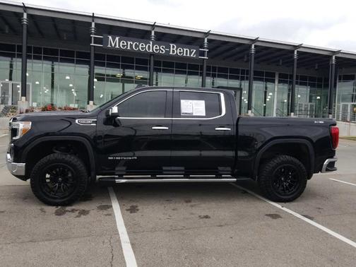 Photo 2 of 23 of 2022 GMC Sierra 1500 Limited SLT