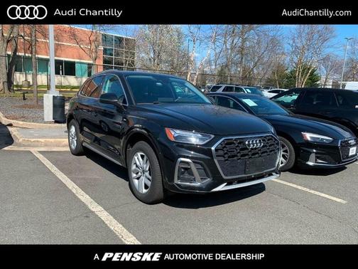 Photo 1 of 20 of 2022 Audi Q5 45 S line quattro Premium